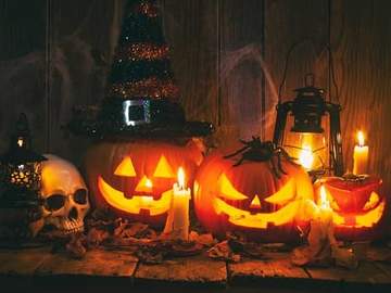 jack o lanterns and candles spooky